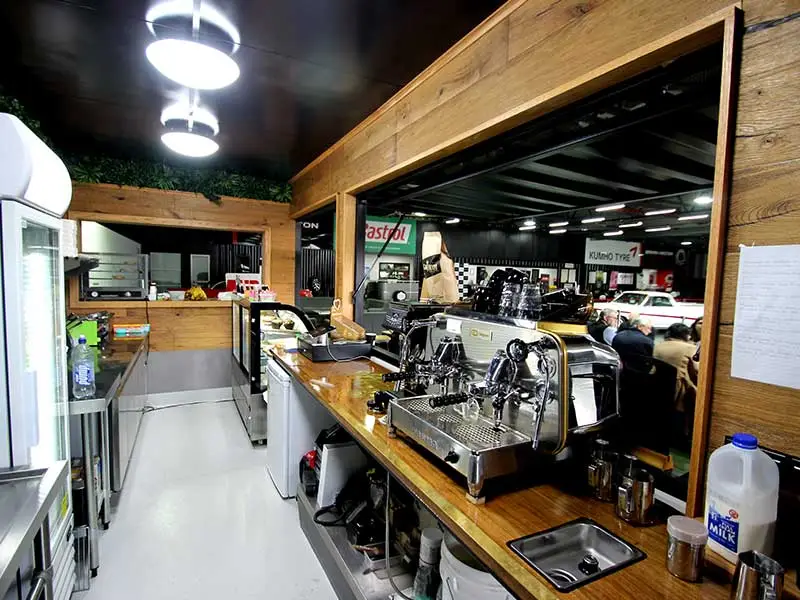 Versandcontainer-Cafés – Bild 4