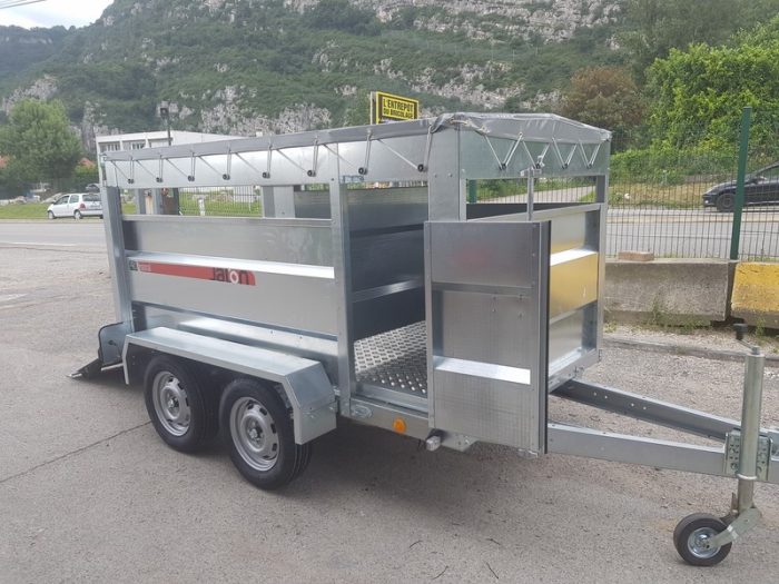Jalon B06003 – Viehtransportanhänger JPA 13 2550