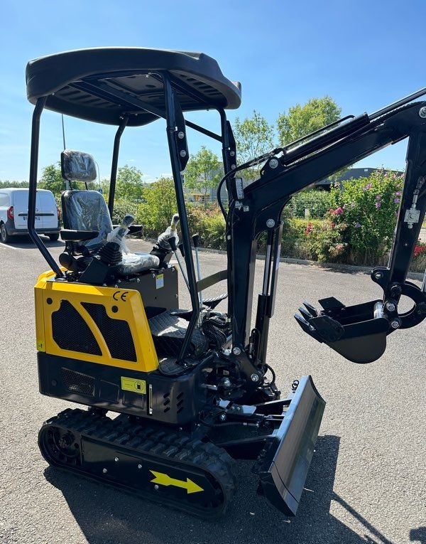 Minibagger JFM15 – Neu, 3 Schaufeln, auf Lager – Bild 3