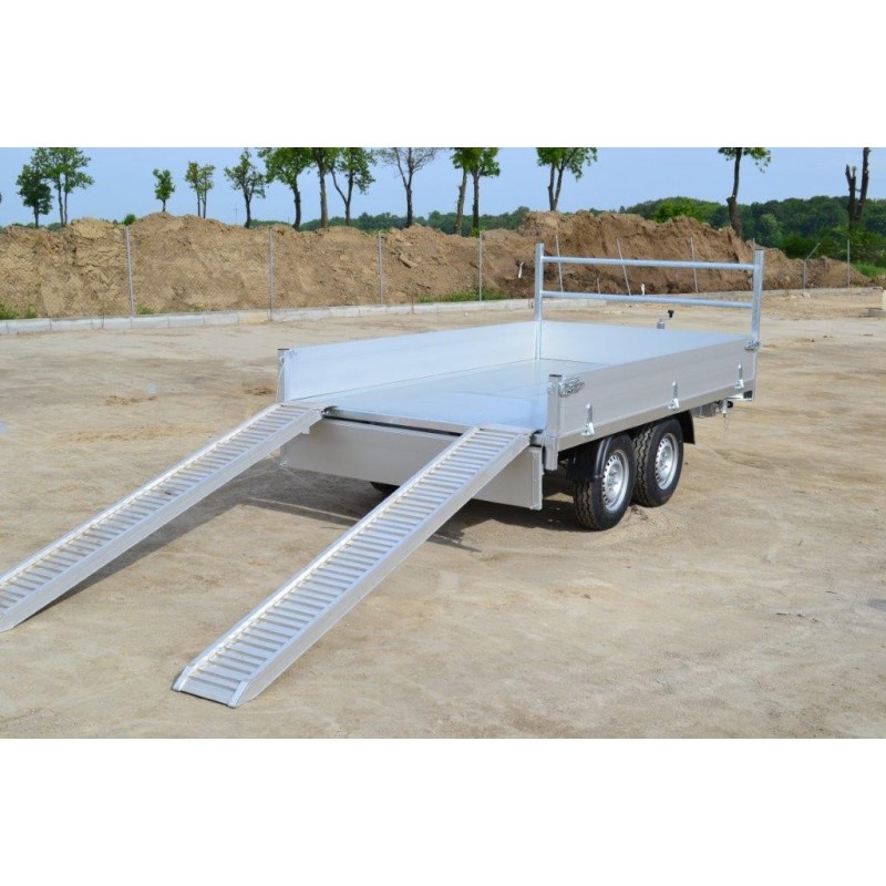 Debon PW2.3 – Kippanhänger mit Hydraulikgreifer