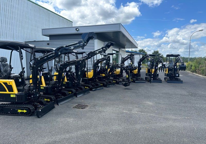 Minibagger JFM15 – Neu, 3 Schaufeln, auf Lager – Bild 6