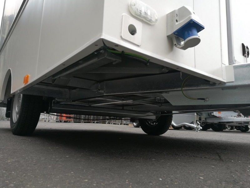 VEZEKO Sandwich VEA – Ladenanhänger 1 t – Bild 8